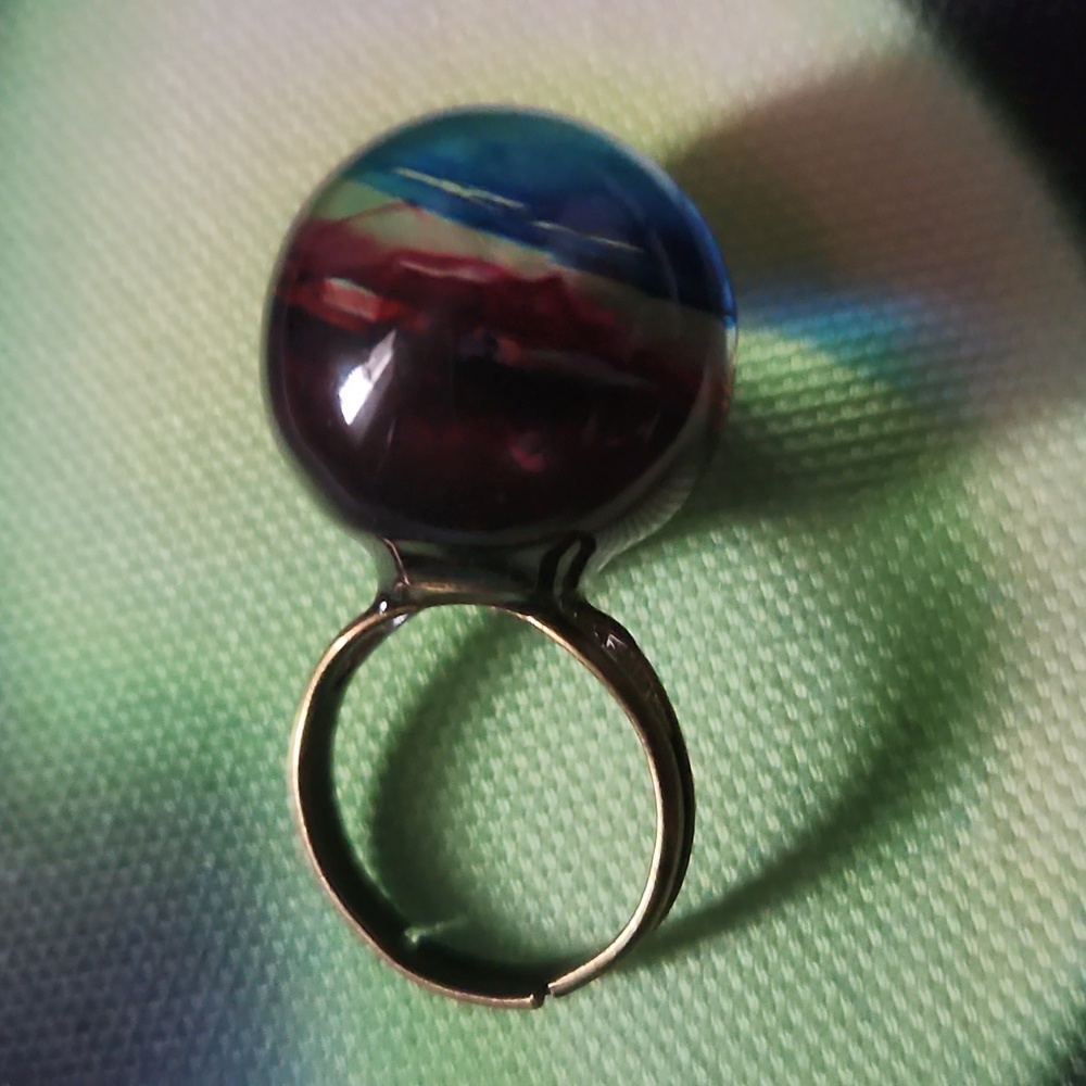 Colorful Swirl Statement Ring - Picture 6 of 7